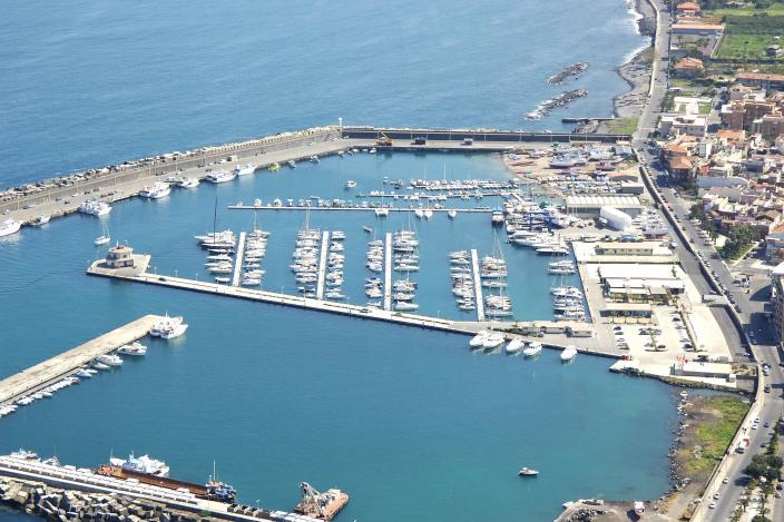 Porto dell'Etna - Marina di Riposto
